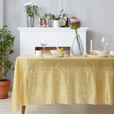 Скатерть с пайетками, цв.золото, 280*280 см
